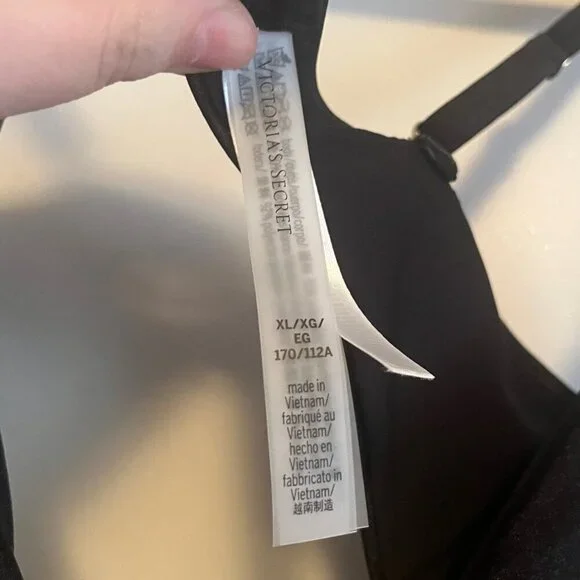 Victoria’s Secret Black Swim Bikini Top - Tie Front - NWT - Picture 5 of 6